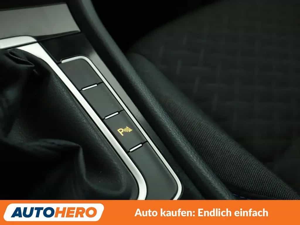 Volkswagen Golf VII 1.0 TSI Join Aut.*CAM*LED*NAVI*ACC*SHZ* 02/2019-photo-26