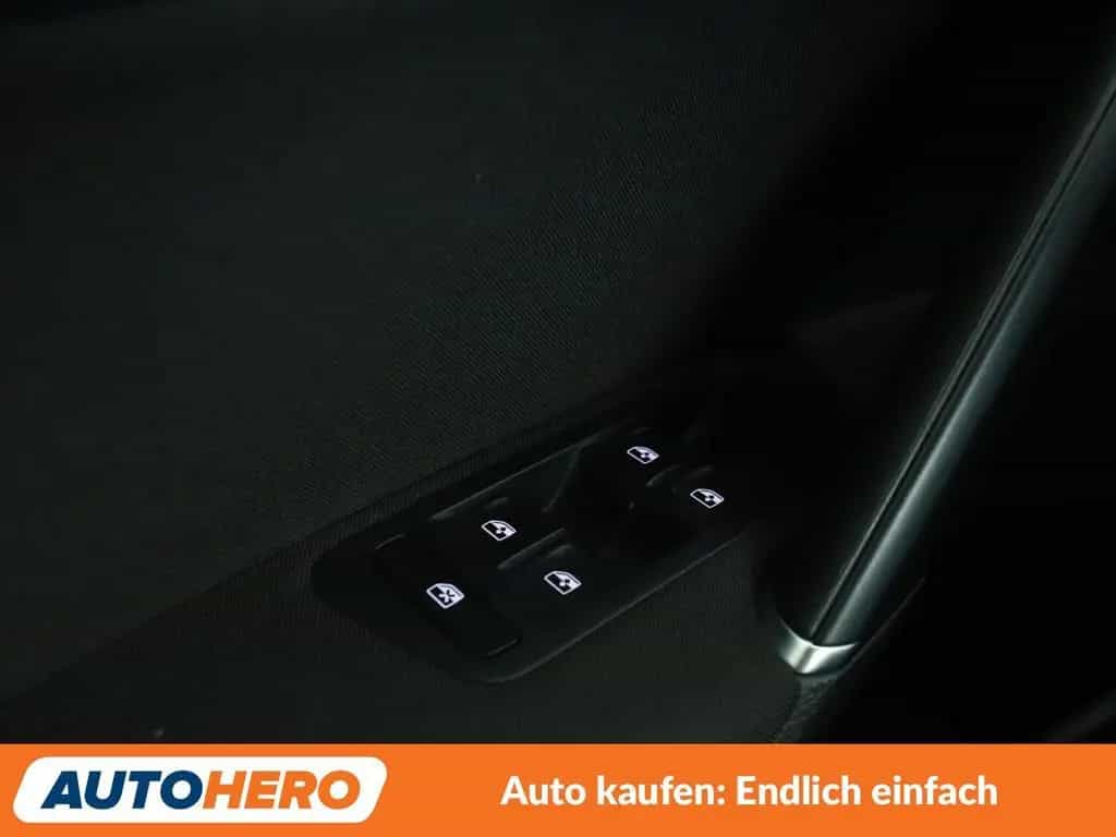 Volkswagen Golf VII 1.0 TSI Join Aut.*CAM*LED*NAVI*ACC*SHZ* 02/2019-photo-31