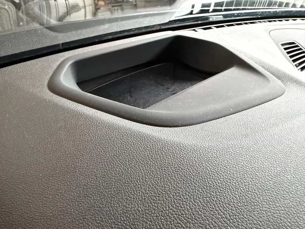 BMW 5 Series 530d xDrive Touring A - 02/2019-photo-14