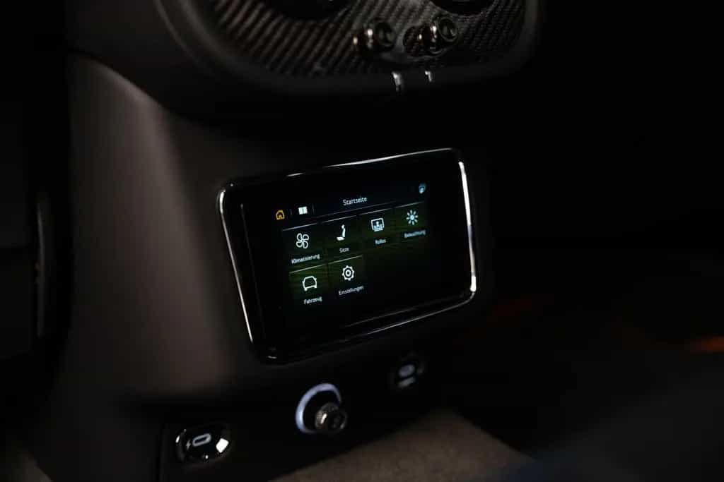 Bentley Bentayga V8 null-photo-21