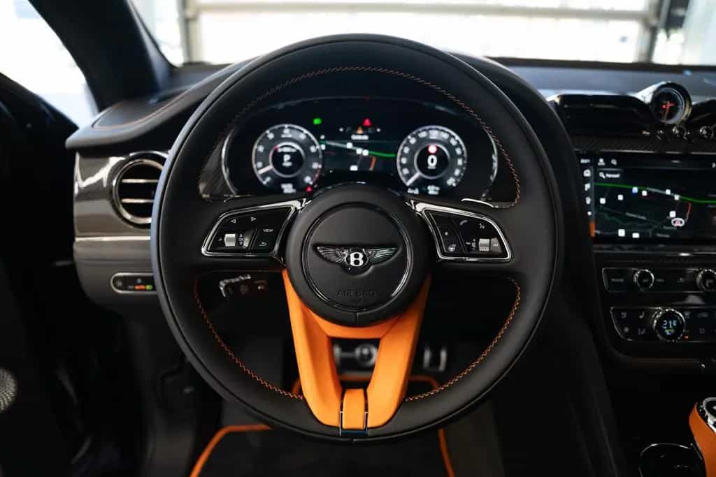 Bentley Bentayga V8 null-photo-9