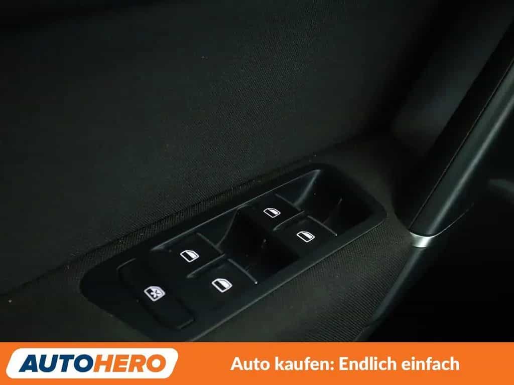 Volkswagen Golf VII Sportsvan 1.4 TSI Highline BMT Aut.*ACC 02/2015-photo-22