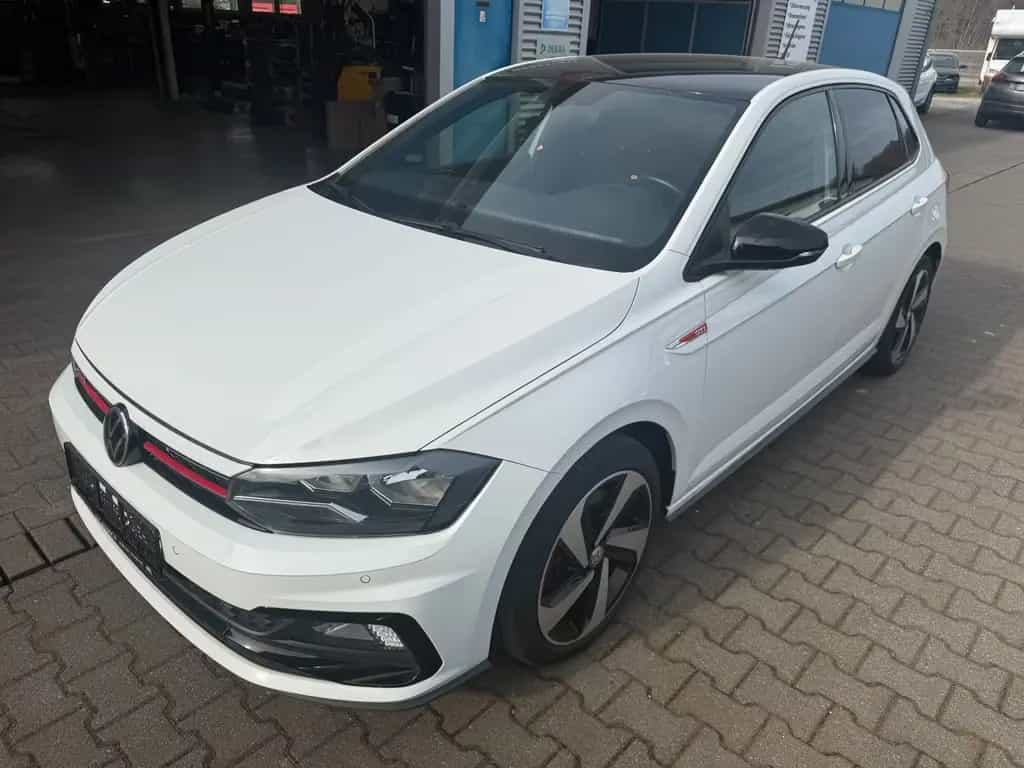 Volkswagen Polo VI GTI VIRTUAL PDC SHZ KAMERA 12/2020-photo-0