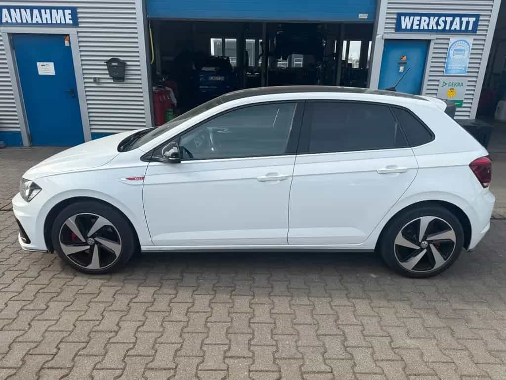 Volkswagen Polo VI GTI VIRTUAL PDC SHZ KAMERA 12/2020-photo-1