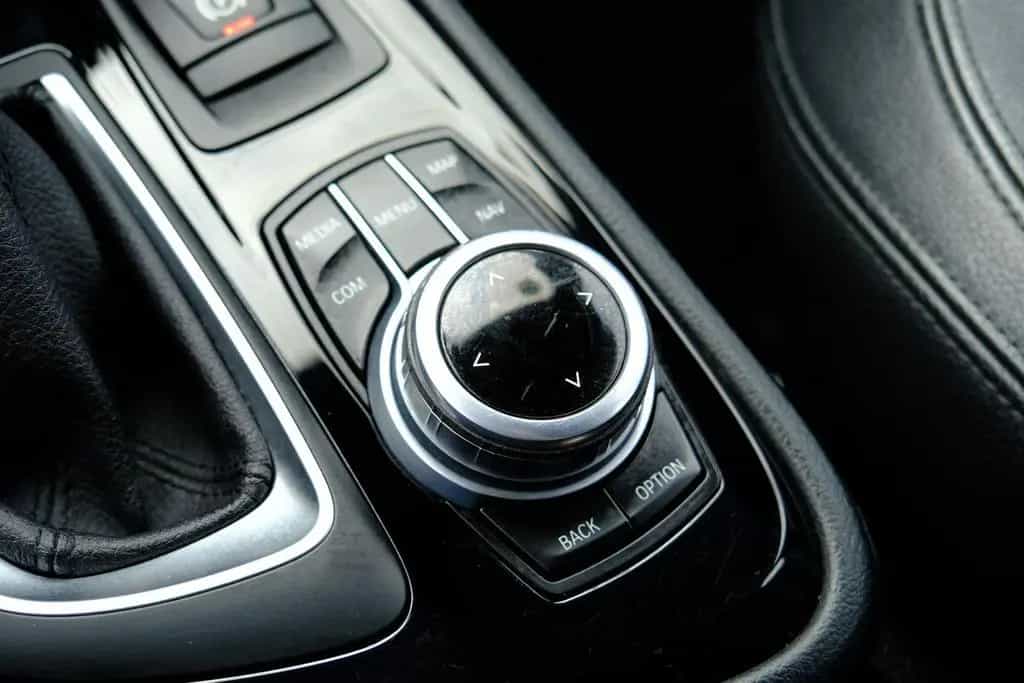 BMW 2 Series 218 Active Tourer 2-serie 218i High Executive Au 03/2018-photo-17