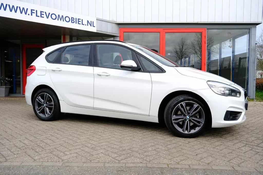 BMW 2 Series 218 Active Tourer 2-serie 218i High Executive Au 03/2018-photo-3