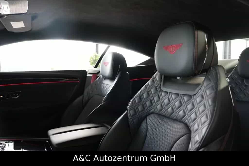 Bentley Continental GT V8 Coupé 07/2022-photo-12
