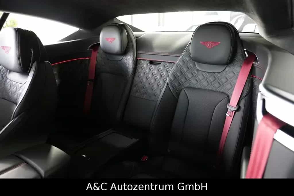 Bentley Continental GT V8 Coupé 07/2022-photo-13