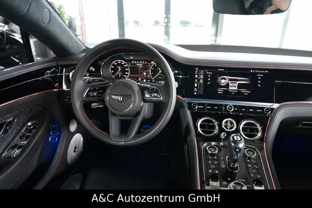 Bentley Continental GT V8 Coupé 07/2022-photo-16