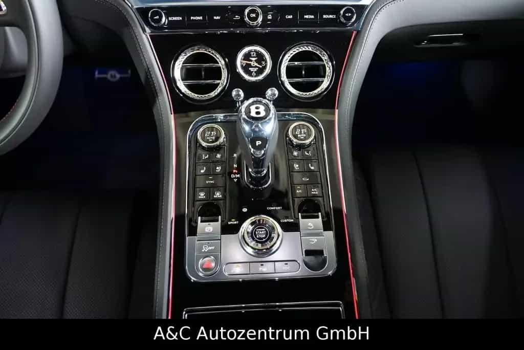 Bentley Continental GT V8 Coupé 07/2022-photo-20