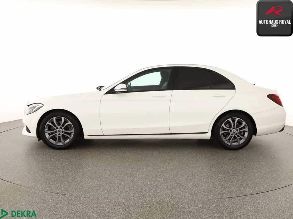 Mercedes-Benz C-Class 180 AVANTGARDE SCHECKHEFT,AKT.PARKASSIST,ILS 08/2018-photo-1
