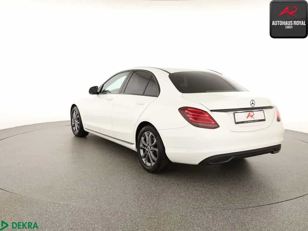Mercedes-Benz C-Class 180 AVANTGARDE SCHECKHEFT,AKT.PARKASSIST,ILS 08/2018-photo-2