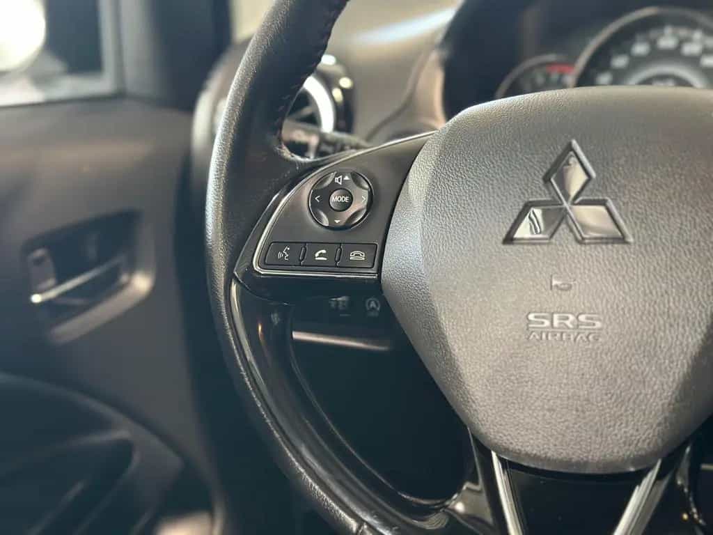Mitsubishi Space Star 1.2 MIVEC Diamant+ ClearTec S-HE/NAVI 02/2020-photo-33