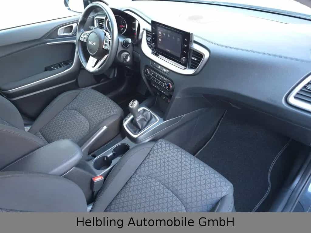 Kia Ceed Sportswagon Vision 09/2023-photo-12