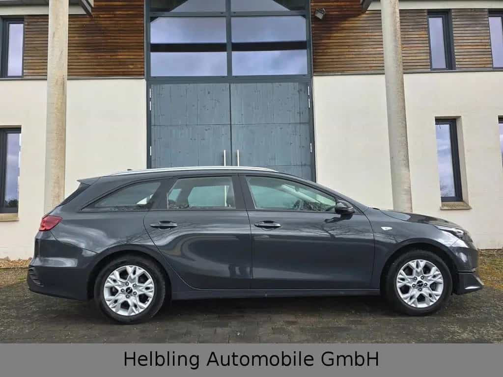 Kia Ceed Sportswagon Vision 09/2023-photo-4