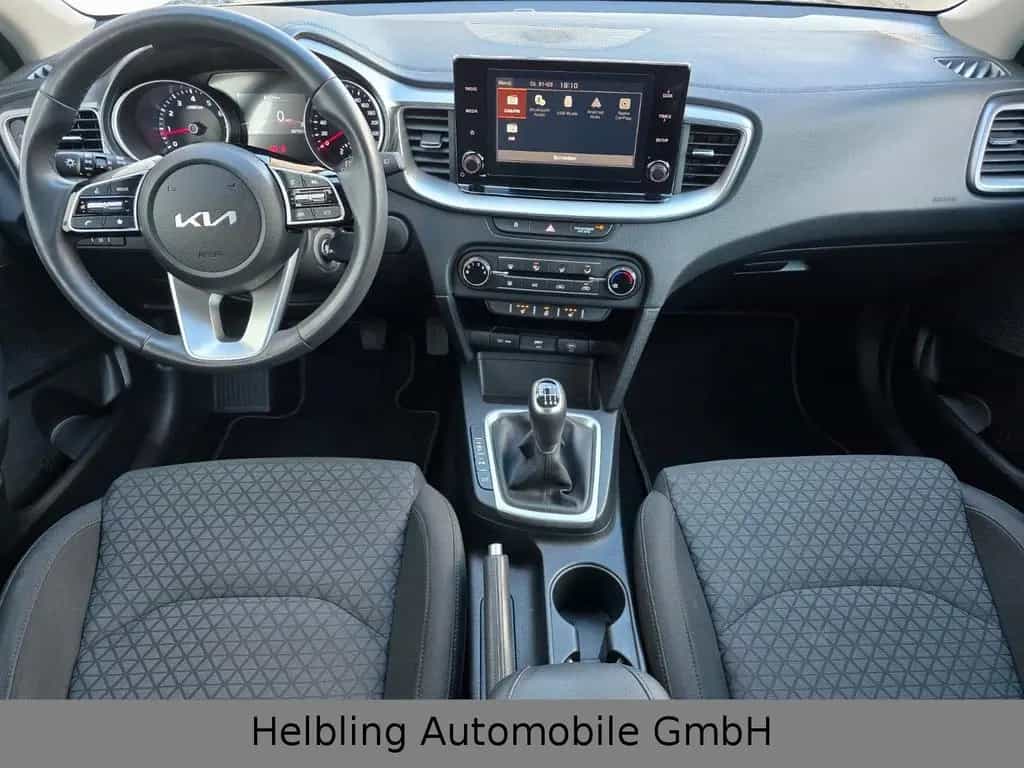 Kia Ceed Sportswagon Vision 09/2023-photo-8