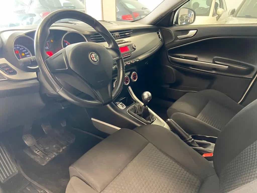 Alfa Romeo Giulietta 1.6 JTDm-2 105 CV Progressi 10/2012-photo-5