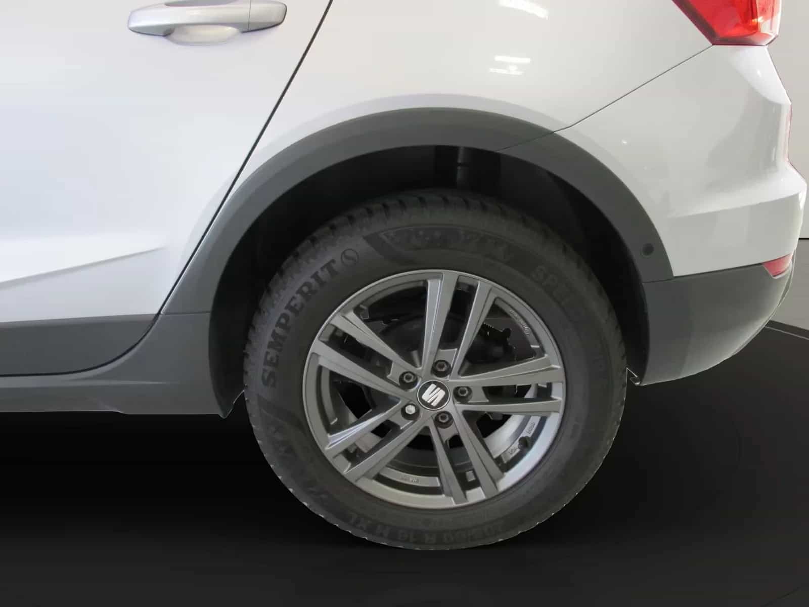 Seat Arona 05/2018-photo-11