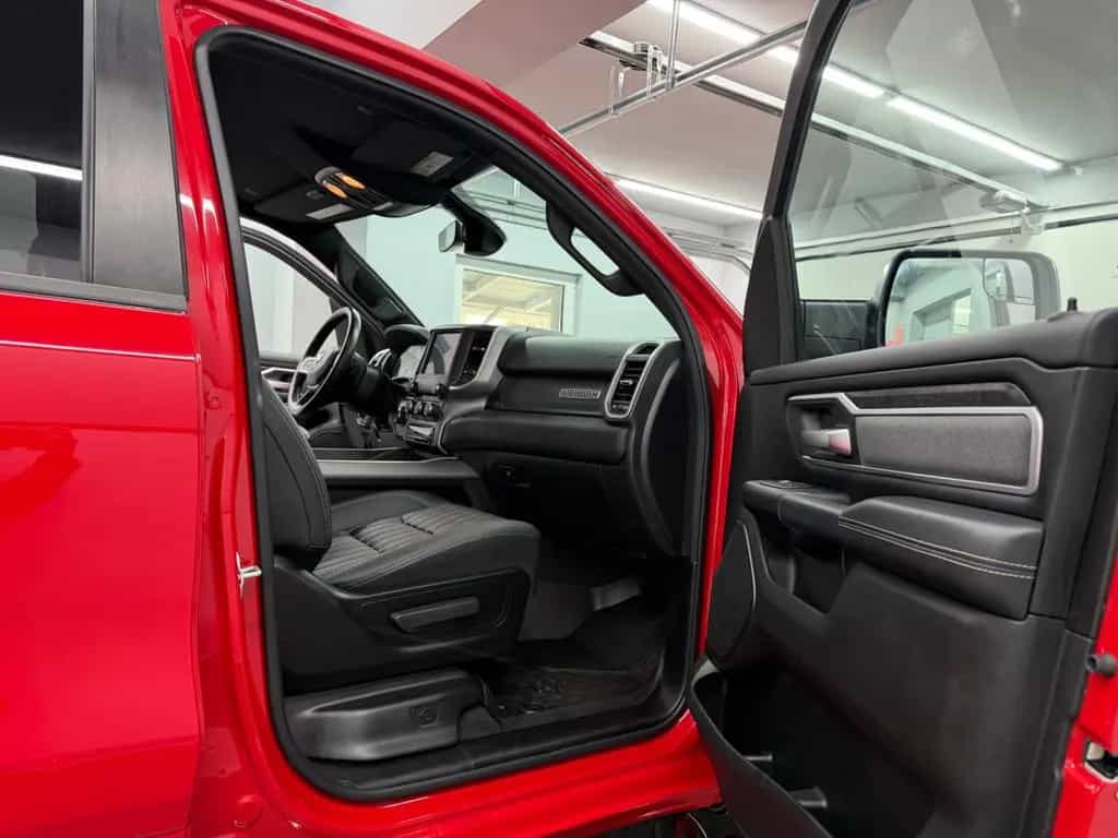 Dodge RAM 1500 5.7 HEMI V8 4x4 Bighorn/Crewcab/6Ft.Box 07/2022-photo-18