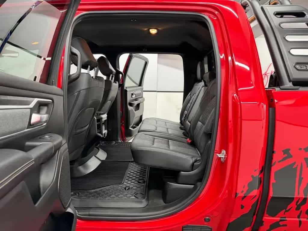 Dodge RAM 1500 5.7 HEMI V8 4x4 Bighorn/Crewcab/6Ft.Box 07/2022-photo-27