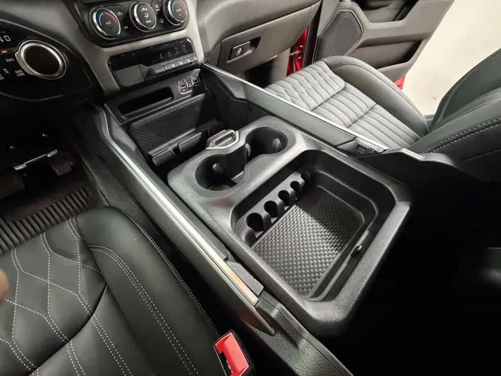 Dodge RAM 1500 5.7 HEMI V8 4x4 Bighorn/Crewcab/6Ft.Box 07/2022-photo-40