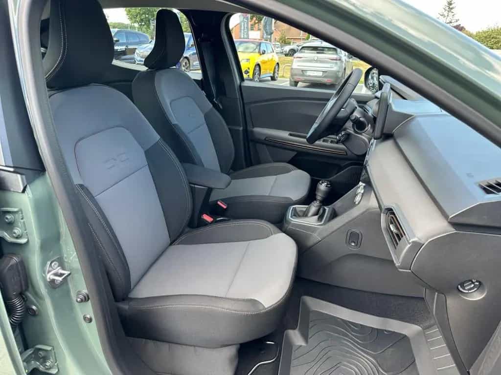 Dacia Sandero 1.0 TCe 110 EU6e III Stepway Extreme 08/2025-photo-11