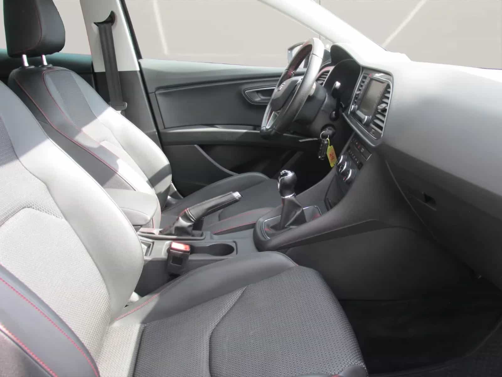 Seat Leon 06/2016-photo-23