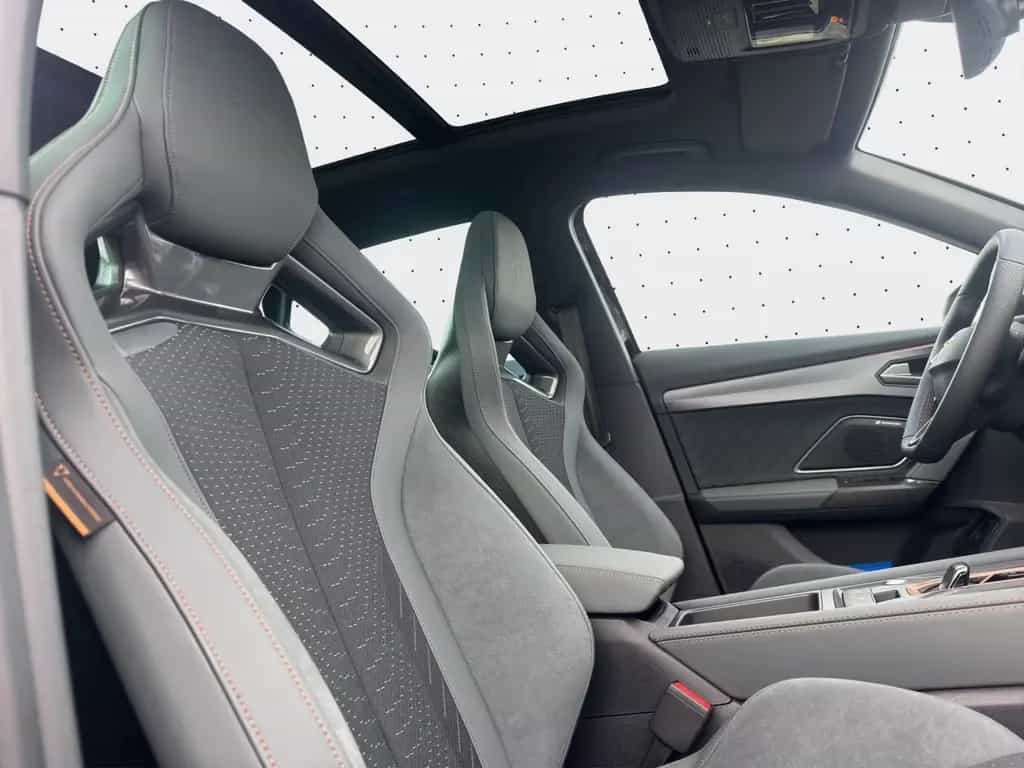 Cupra Formentor VZ5 2.5 TSI DSG 4DRIVE *NAVI*MATRIX*36 03/2026-photo-3