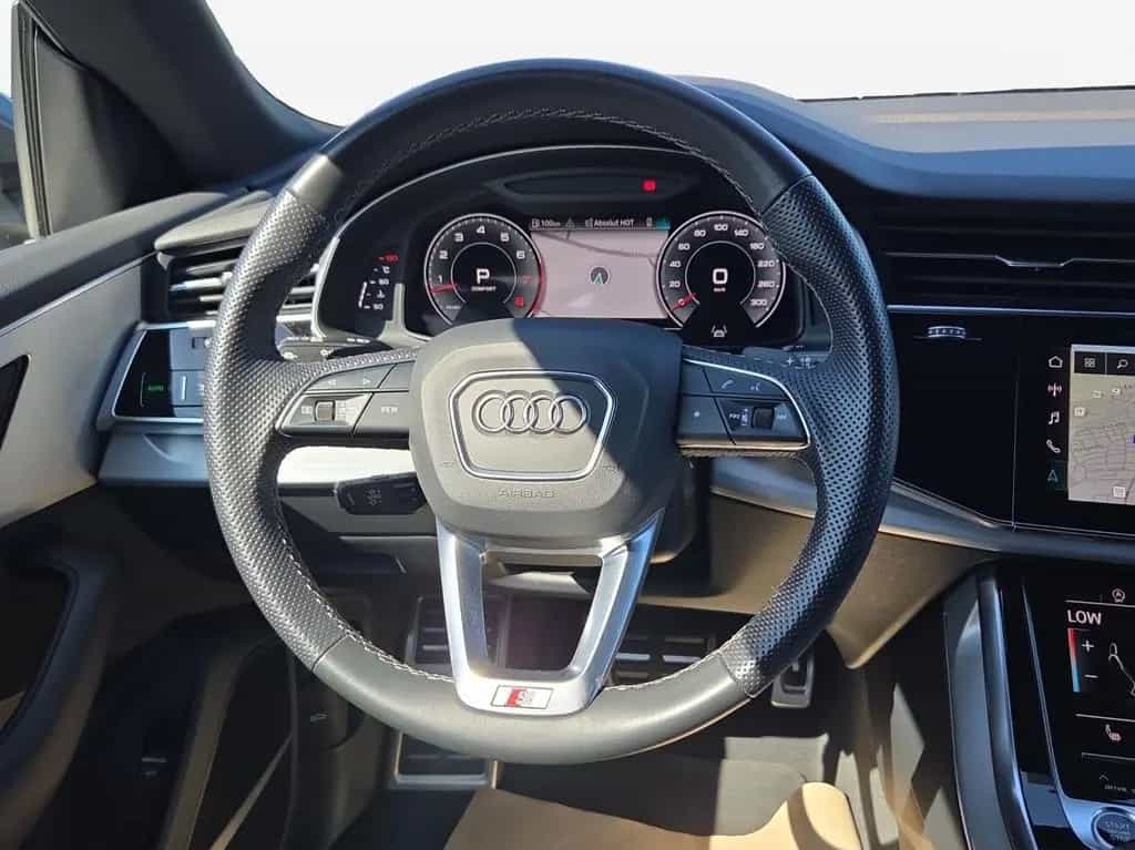 Audi Q8 SUV 55 TFSI quattro*S line*AHK*Tour*HD Matrix 09/2022-photo-8