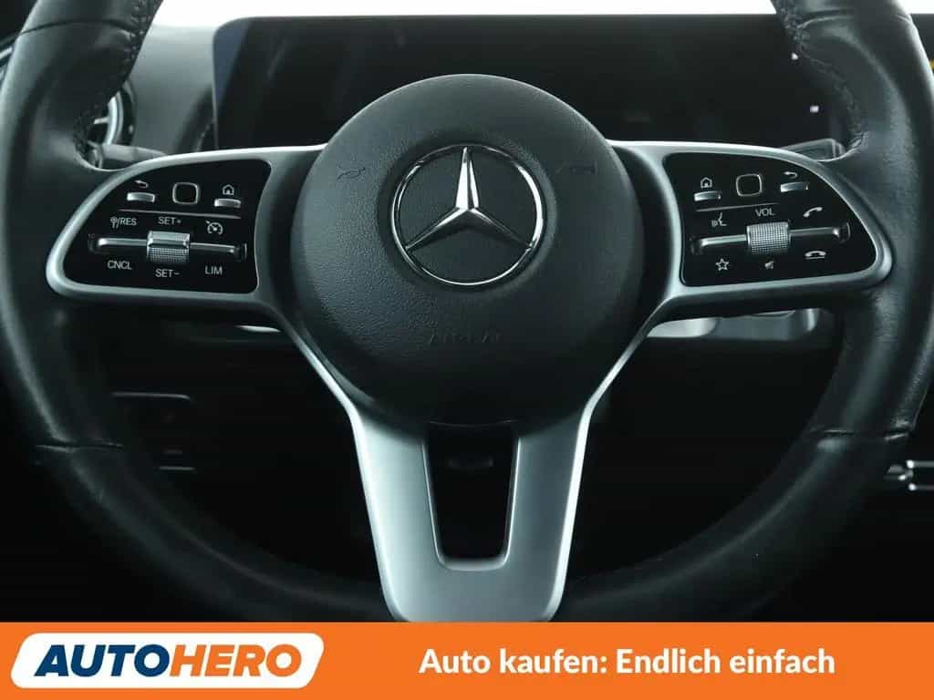 Mercedes-Benz GLB-Class GLB 180 Progressive Aut.*NAVI*LED* 07/2021-photo-18