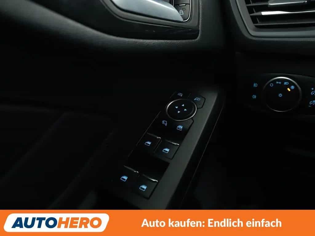 Ford Focus 1.0 EcoBoost ST-Line *NAV*HUD*ACC*CAM*AHK* 10/2018-photo-24