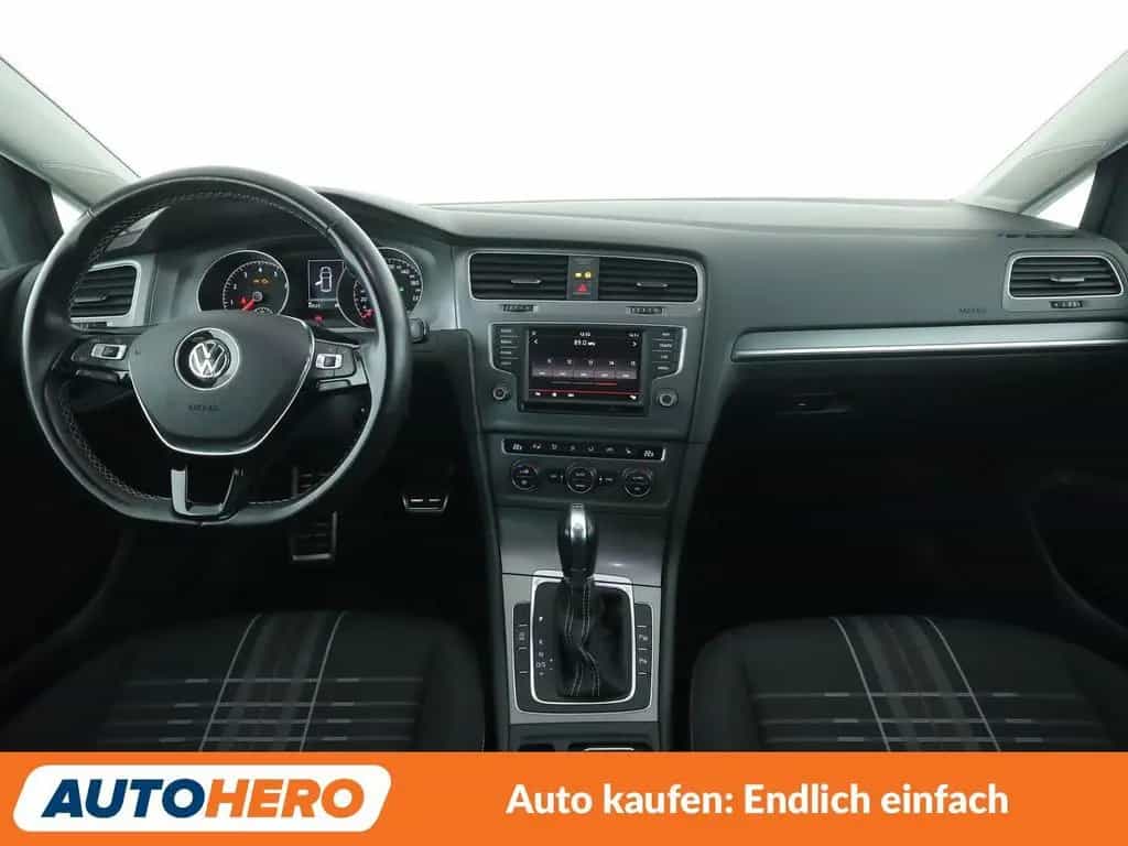 Volkswagen Golf VII 1.4 TSI Lounge BMT Aut.*NAVI*CAM*PDC* 07/2015-photo-11