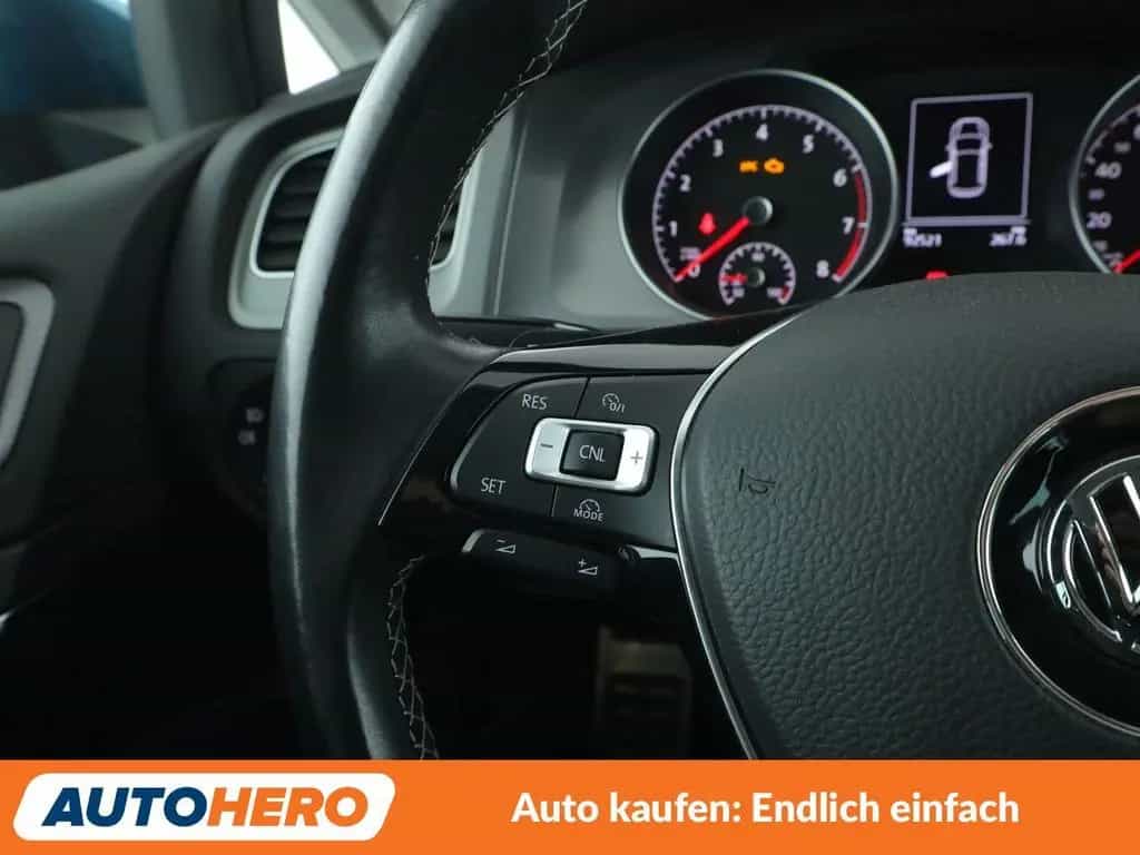Volkswagen Golf VII 1.4 TSI Lounge BMT Aut.*NAVI*CAM*PDC* 07/2015-photo-26