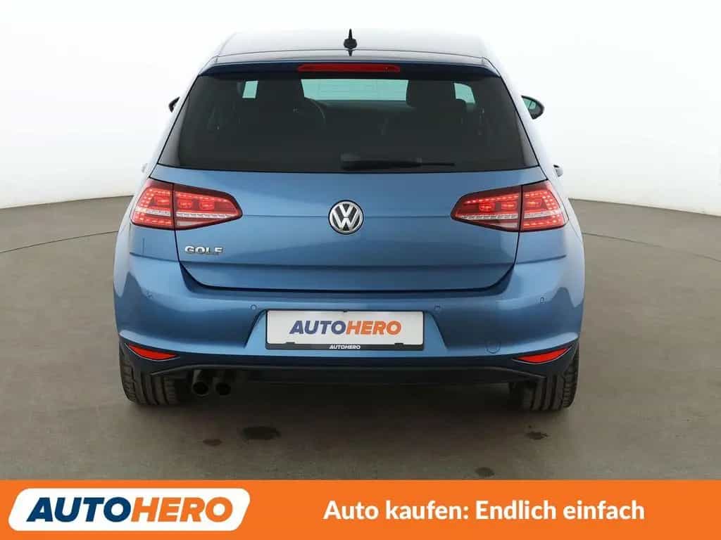 Volkswagen Golf VII 1.4 TSI Lounge BMT Aut.*NAVI*CAM*PDC* 07/2015-photo-4