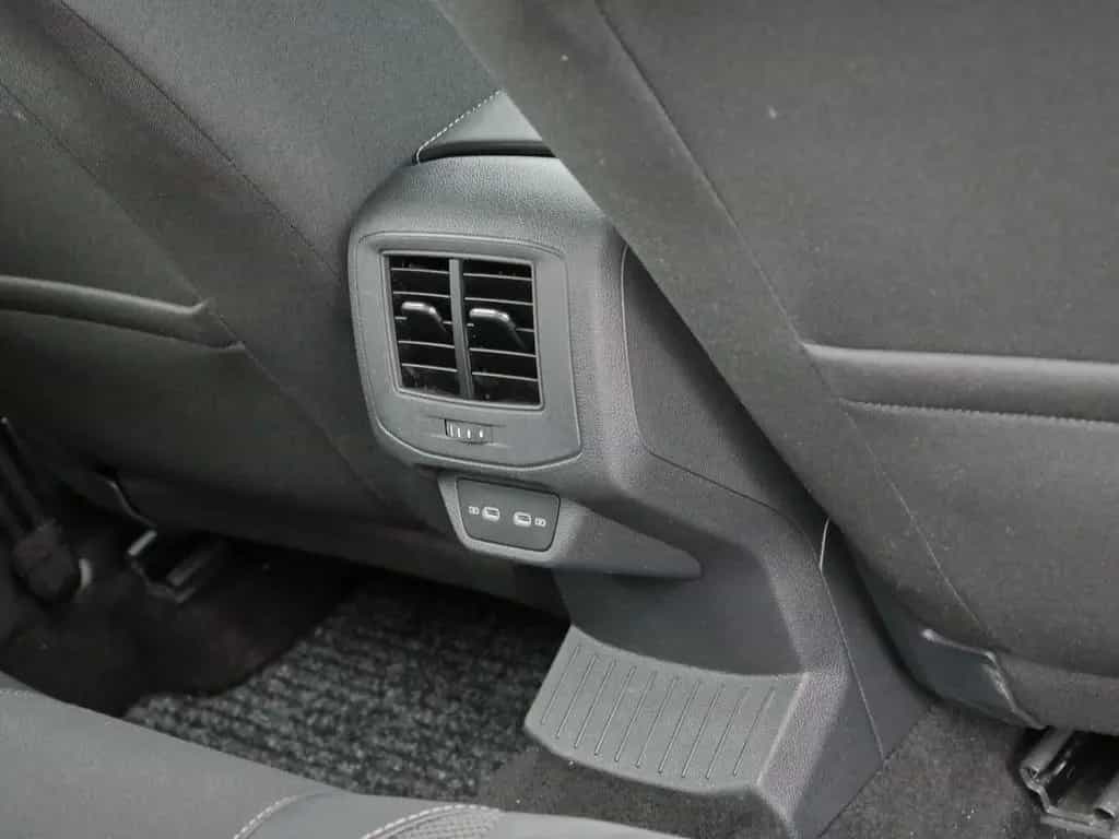 Volkswagen T-Roc 1.5 TSI R-line LED*RFK*AHK*ACC*Digital 12/2022-photo-16