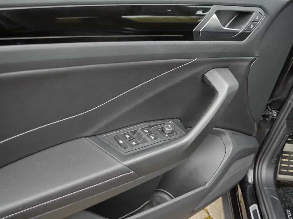 Volkswagen T-Roc 1.5 TSI R-line LED*RFK*AHK*ACC*Digital 12/2022-photo-20