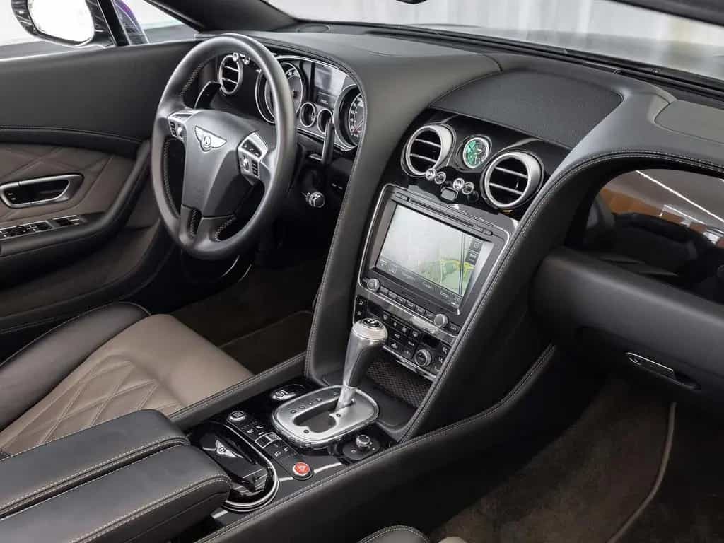 Bentley Continental GTC Speed von BENTLEY FRANKFURT 04/2016-photo-7