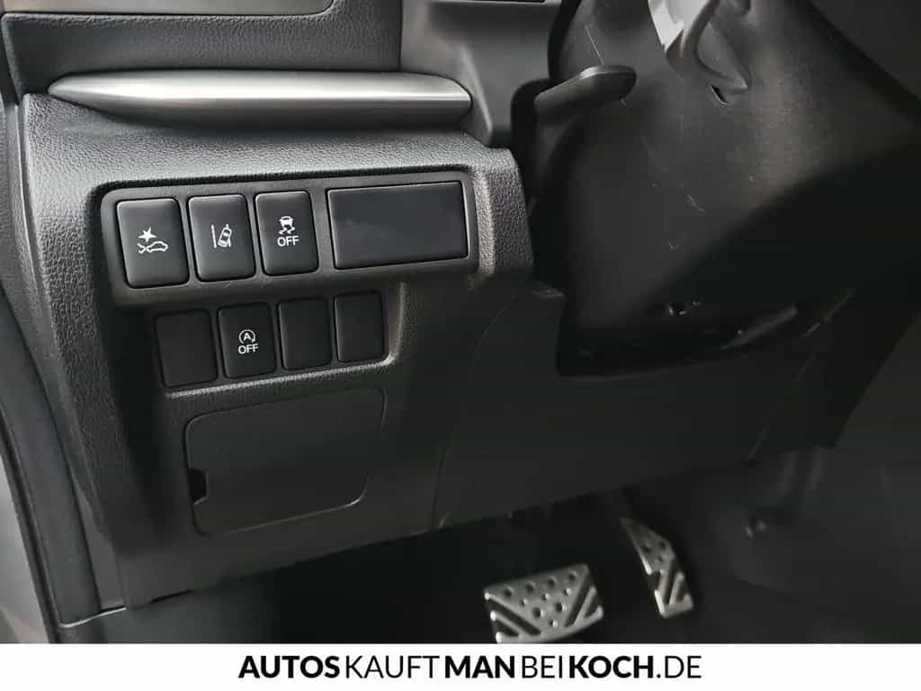 Mitsubishi Eclipse Cross 1.5 T-MIVEC 2WD Connect 8-Gang LED 09/2021-photo-19