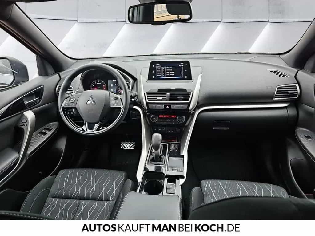 Mitsubishi Eclipse Cross 1.5 T-MIVEC 2WD Connect 8-Gang LED 09/2021-photo-8