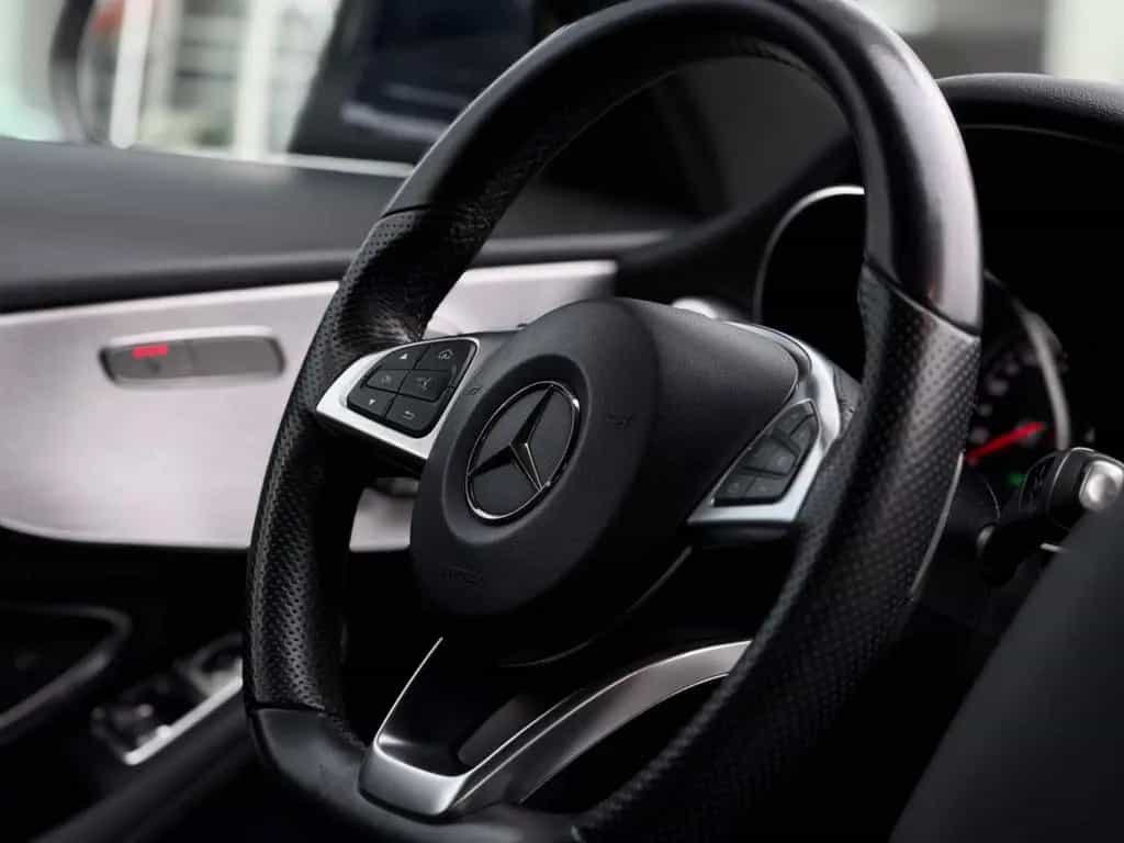 Mercedes-Benz C-Class 200 Coupe AMG*360*Shz*Leder*PDC*LED*KeyLess*BT 05/2018-photo-12