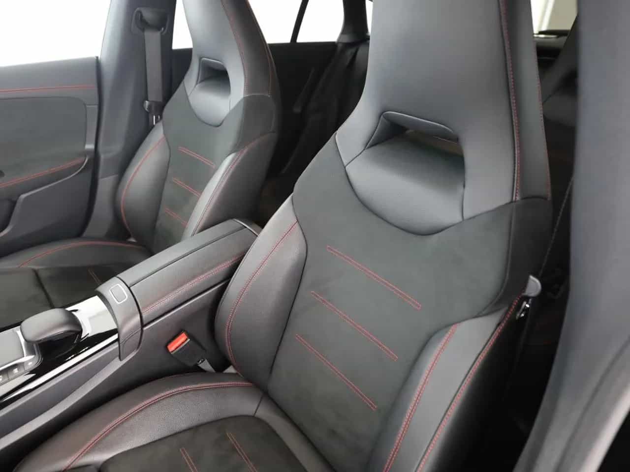 Mercedes-Benz CLA-Class 180 Shooting Brake 08/2020-photo-22