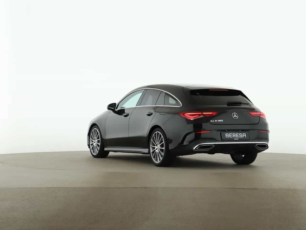 Mercedes-Benz CLA-Class 180 Shooting Brake 08/2020-photo-4