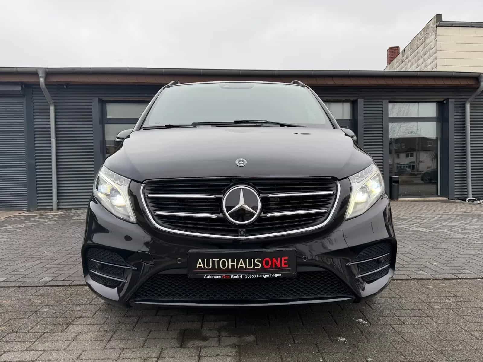 Mercedes-Benz V-Class 250 08/2018-photo-2