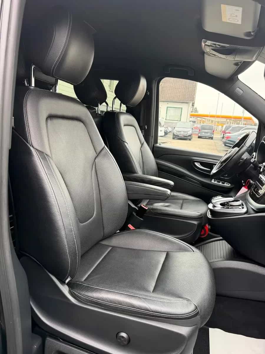 Mercedes-Benz V-Class 250 08/2018-photo-20