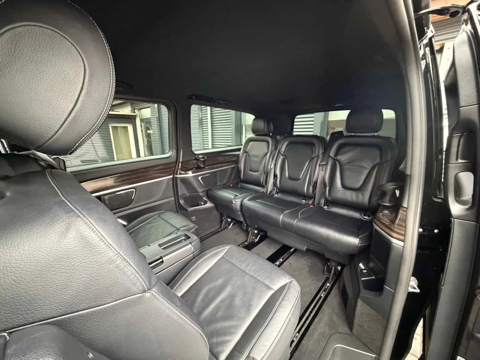 Mercedes-Benz V-Class 250 08/2018-photo-21