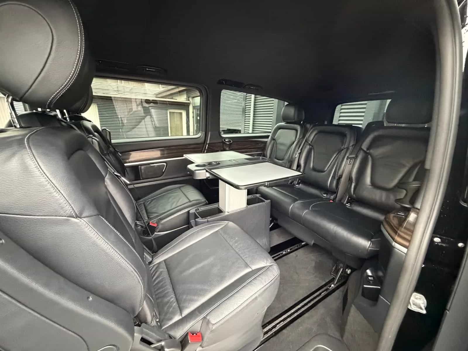 Mercedes-Benz V-Class 250 08/2018-photo-22