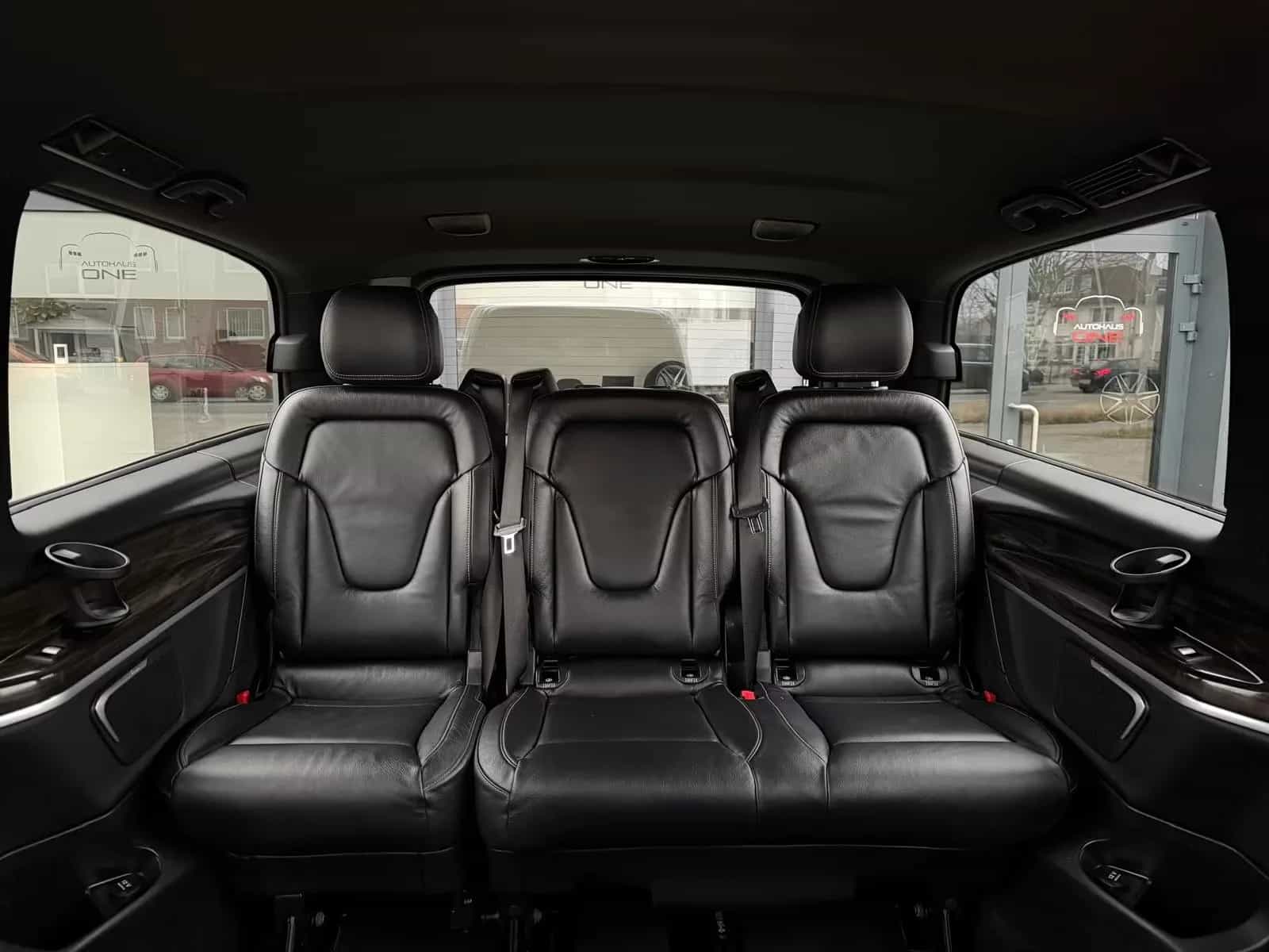 Mercedes-Benz V-Class 250 08/2018-photo-25