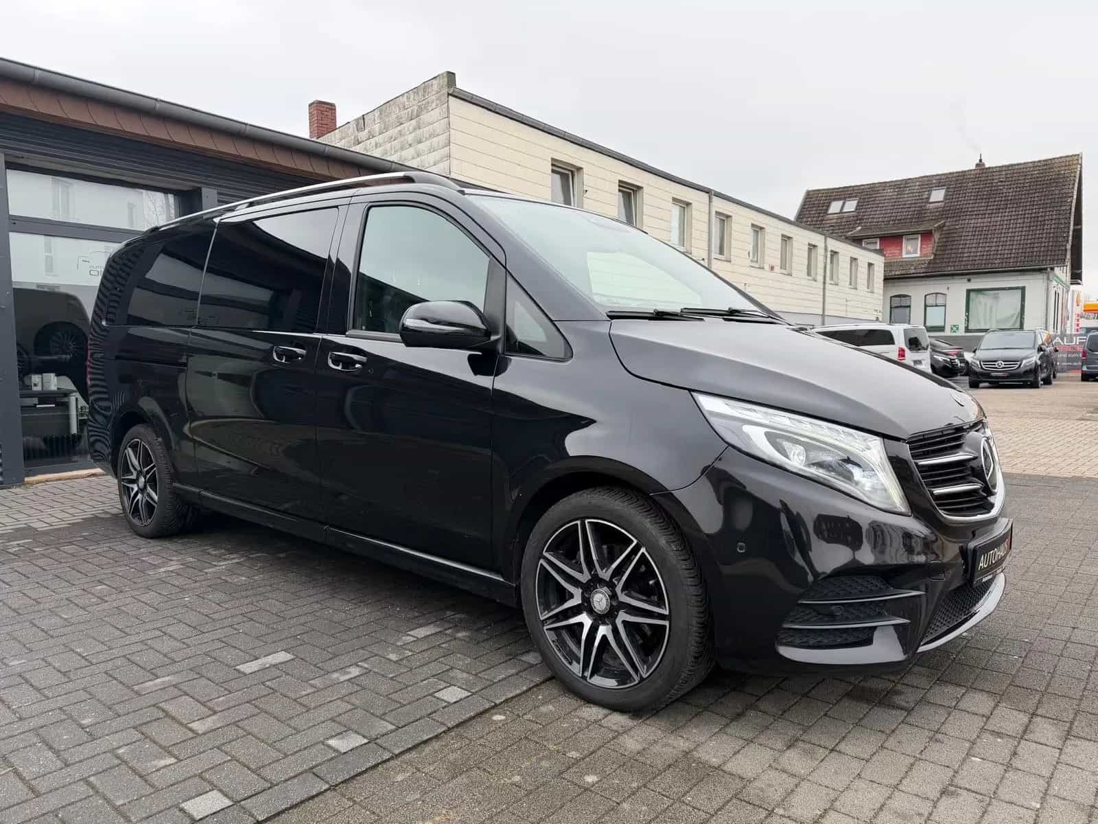Mercedes-Benz V-Class 250 08/2018-photo-5