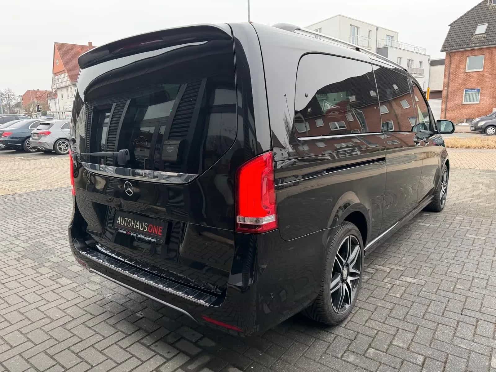 Mercedes-Benz V-Class 250 08/2018-photo-8