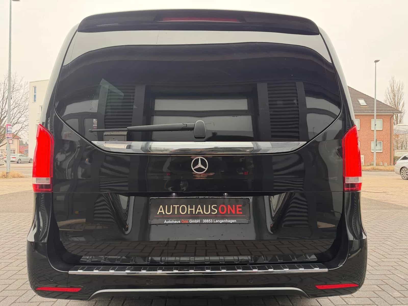 Mercedes-Benz V-Class 250 08/2018-photo-9